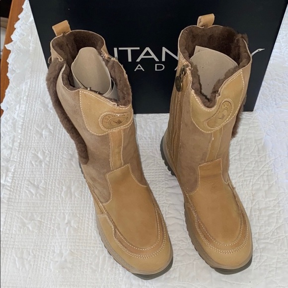 Santana Canada Seraphine Leather Waterproof Boot